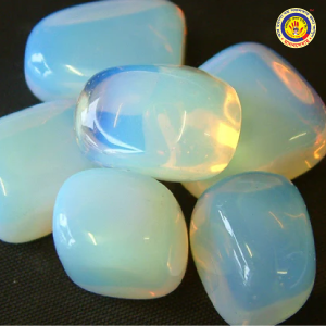 মুনস্টোনের ভৌত ও অপটিক্যাল বৈশিষ্ট্য