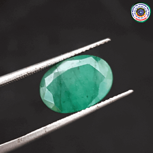 আসল পান্না চেনার উপায়